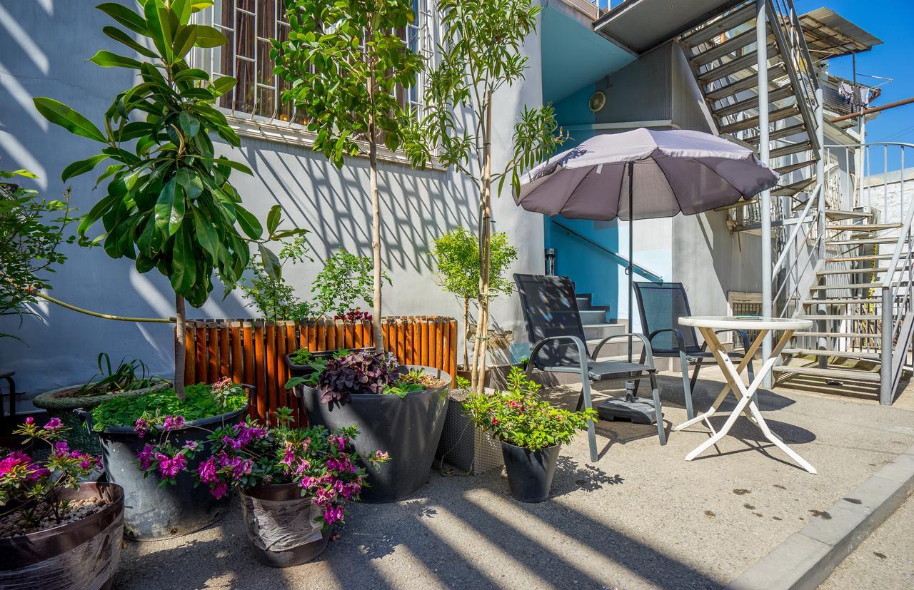 Alpha Tbilisi Hotell Eksteriør bilde