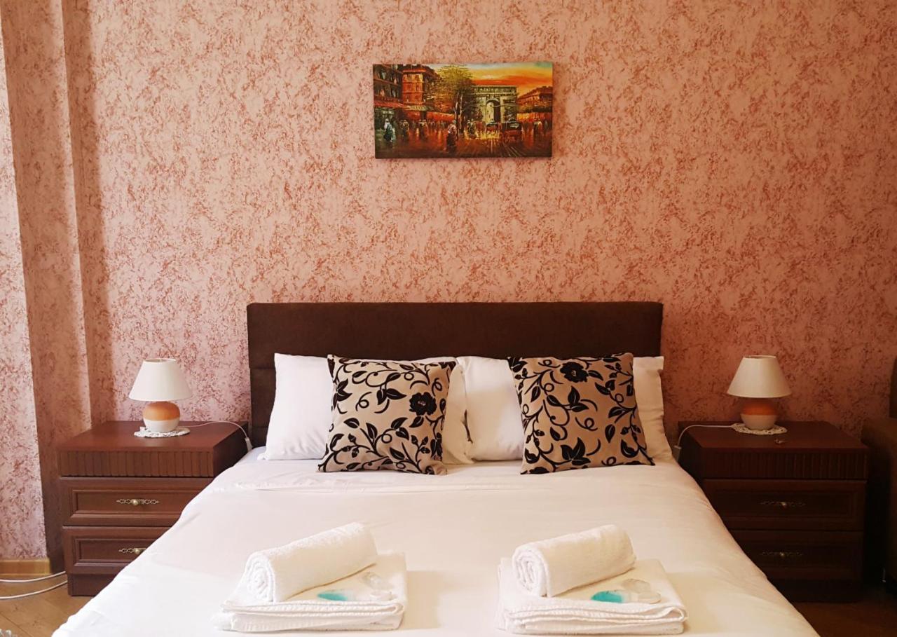 Alpha Tbilisi Hotell Eksteriør bilde