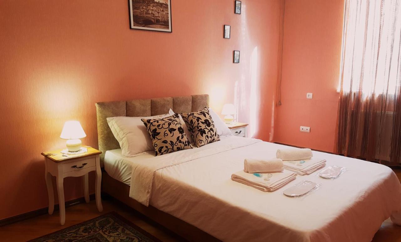 Alpha Tbilisi Hotell Eksteriør bilde